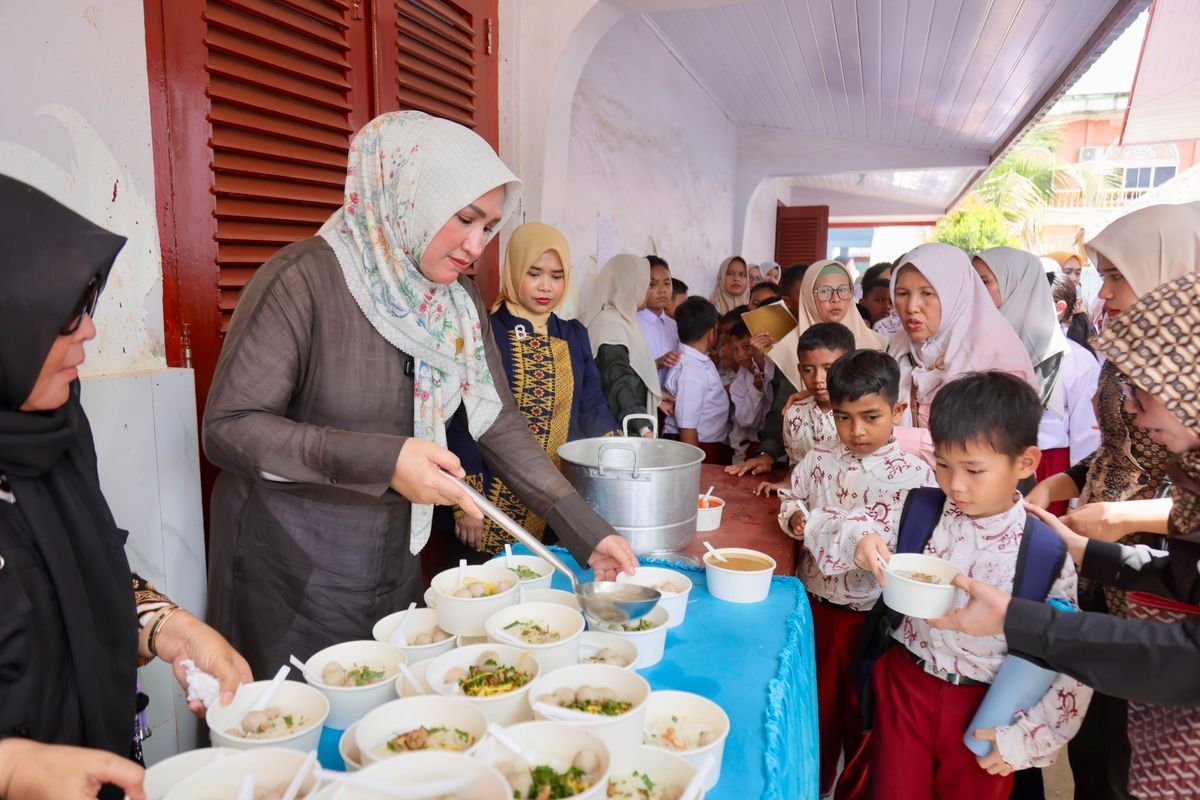Kak Na Rayakan Peringati Hari Anak Nasional Bersama Anak-Anak Spesial di SLB Negeri Pembina