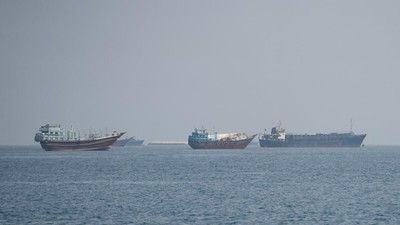 Selat Hormuz Sudah Terbuka, Kenapa Harga BBM Masih Mahal?